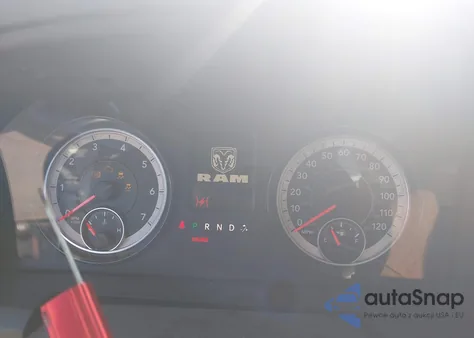 2017 Ram 1500 Express 4X4 6'4 Box z USA, uszkodzony, nr VIN 1C6RR7FT0HS853934